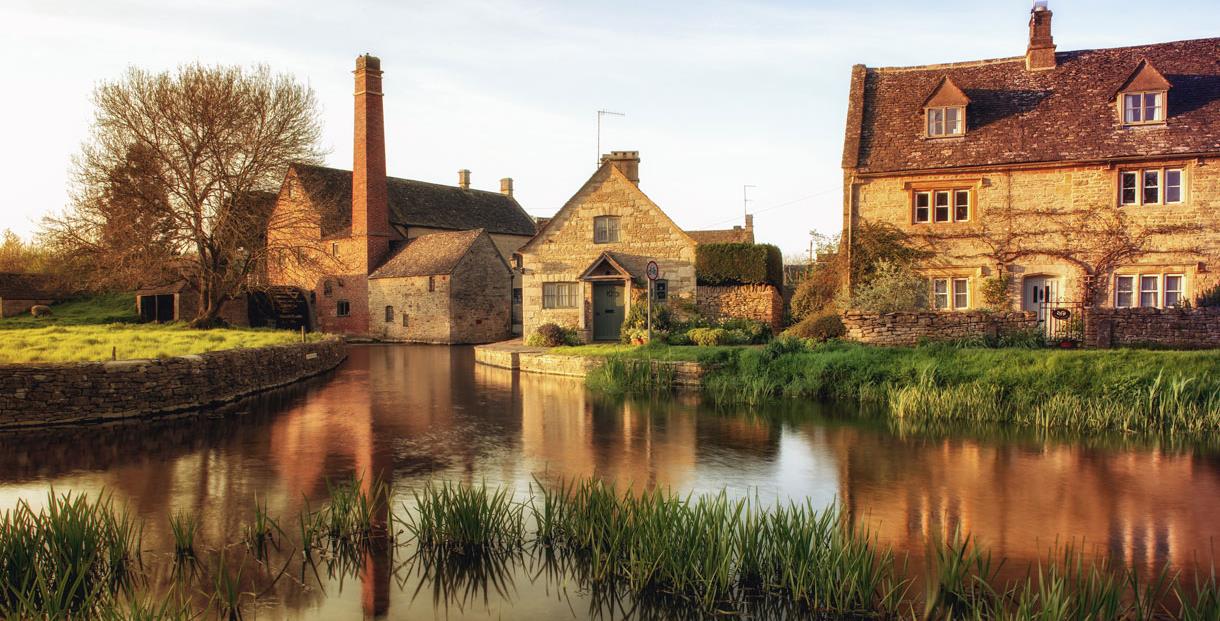 The Cotswolds Full Day Tour from London